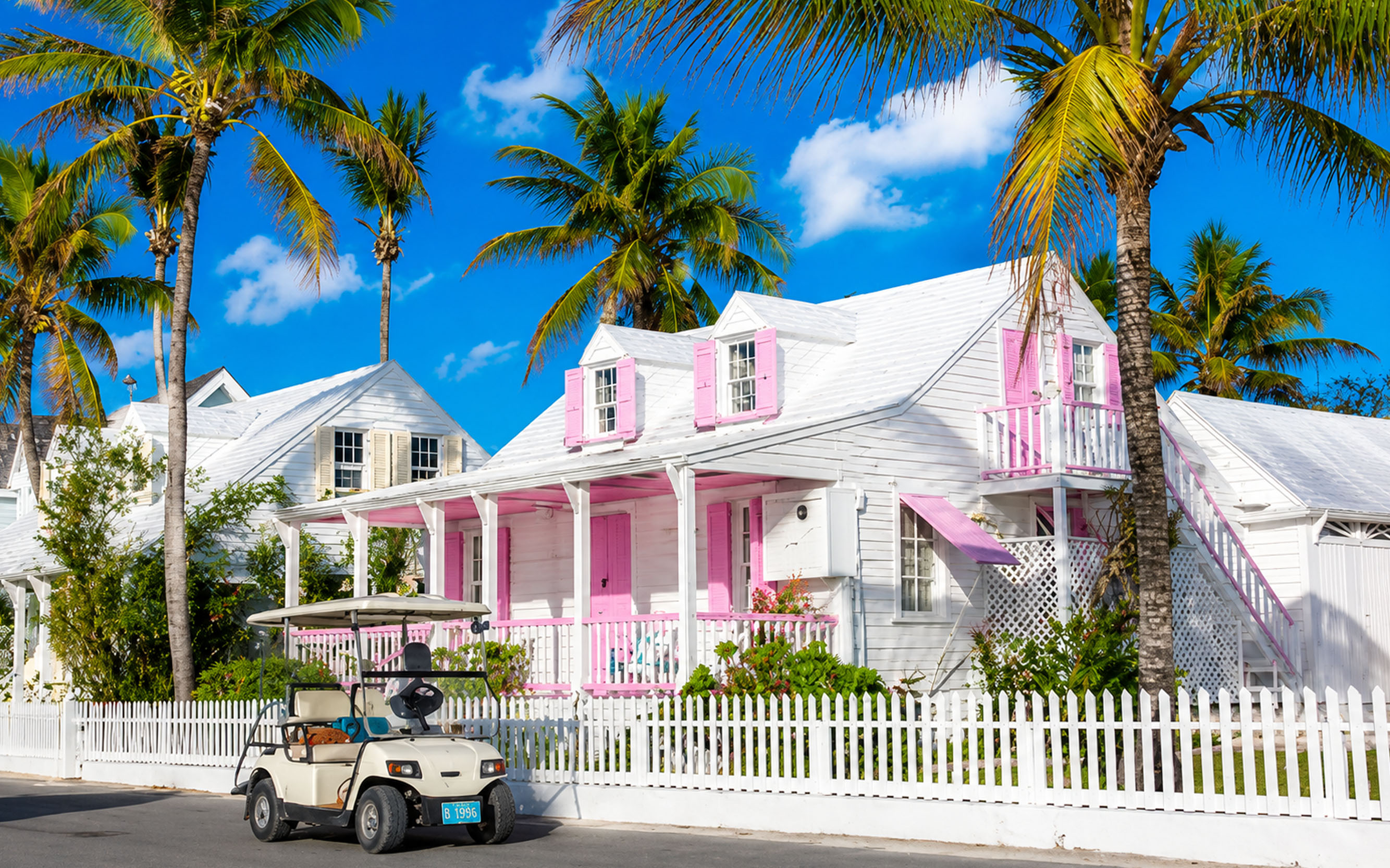 Luxury Harbour Island Bahamas real estate and coastal homes